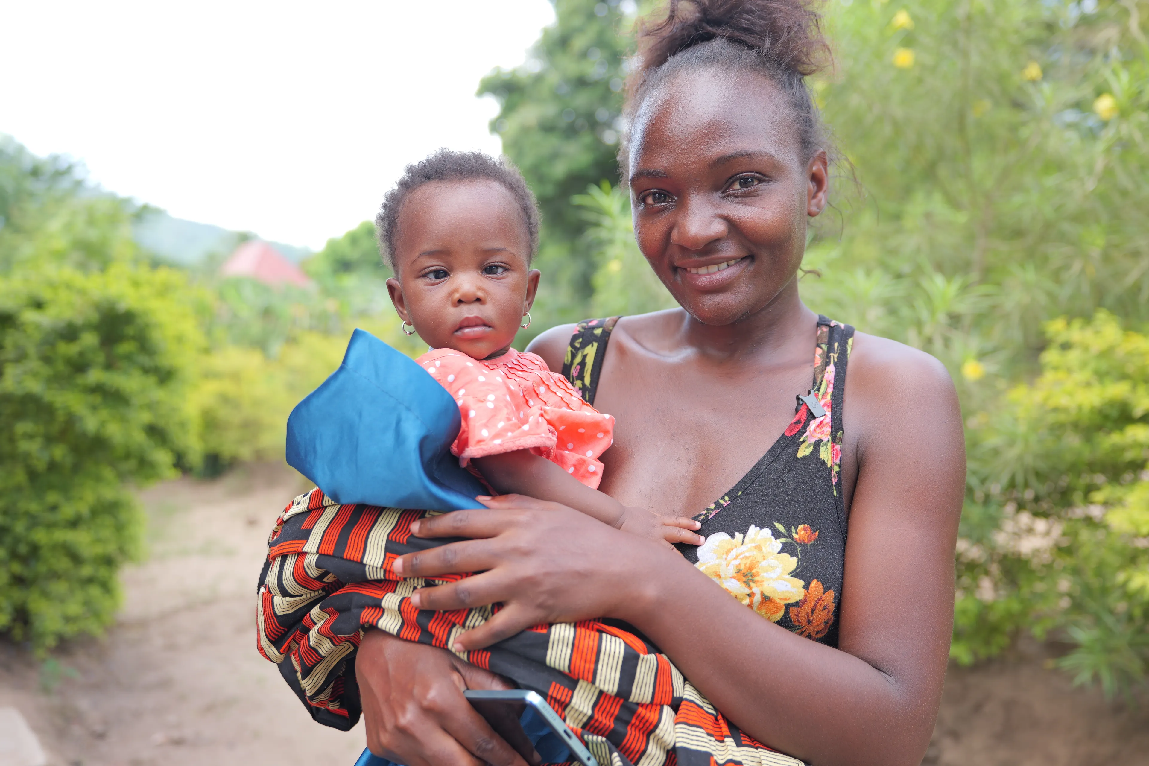 Dankzij een oogoperatie ziet Feva haar moeder voor het eerst