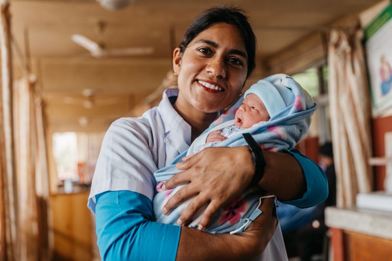 Betere zorg voor moeders in Nepal